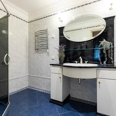 Dictumfactum Luxury Apartment
